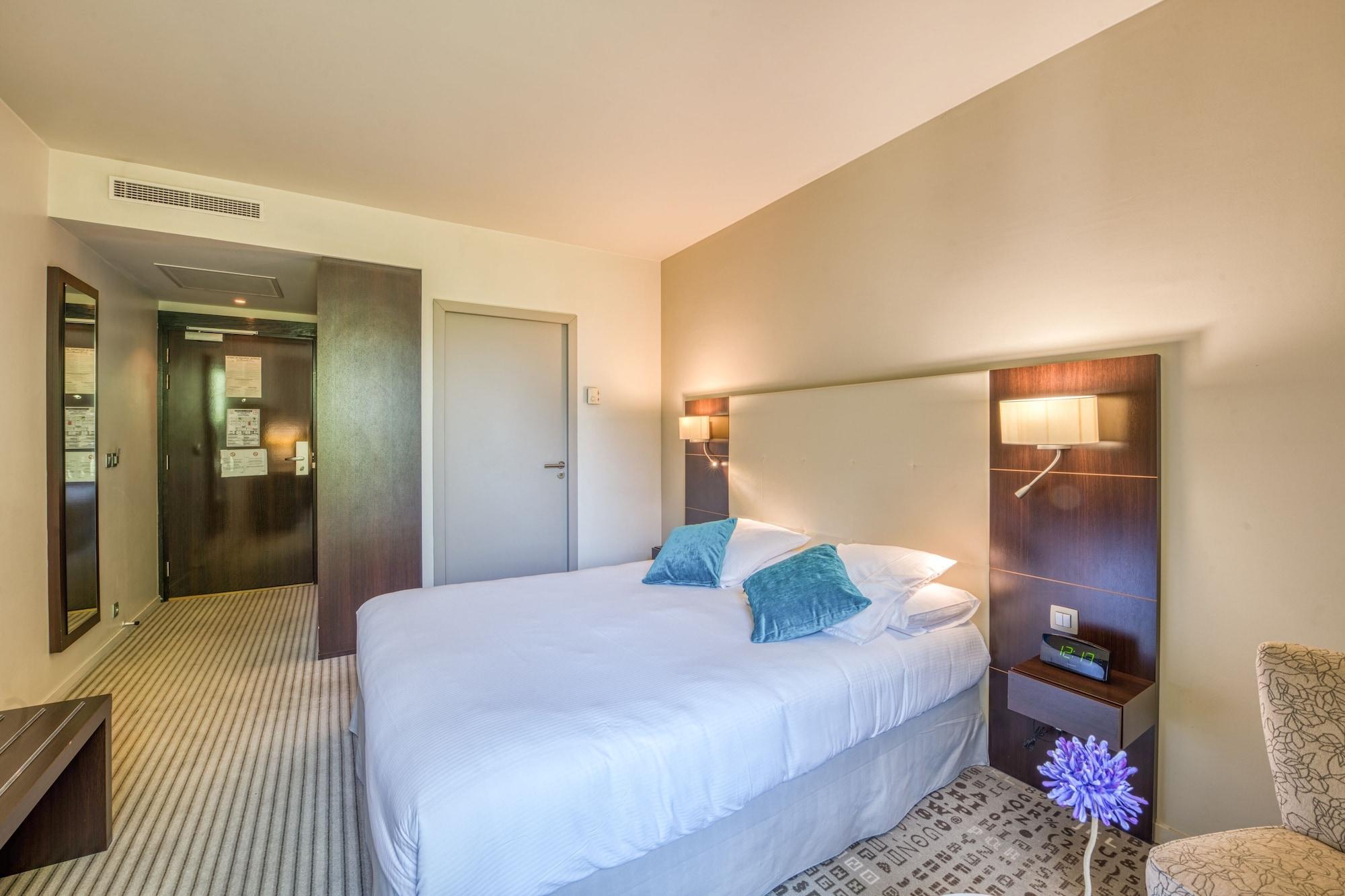 Mercure Aix-En-Provence La Duranne Gare Tgv Zewnętrze zdjęcie