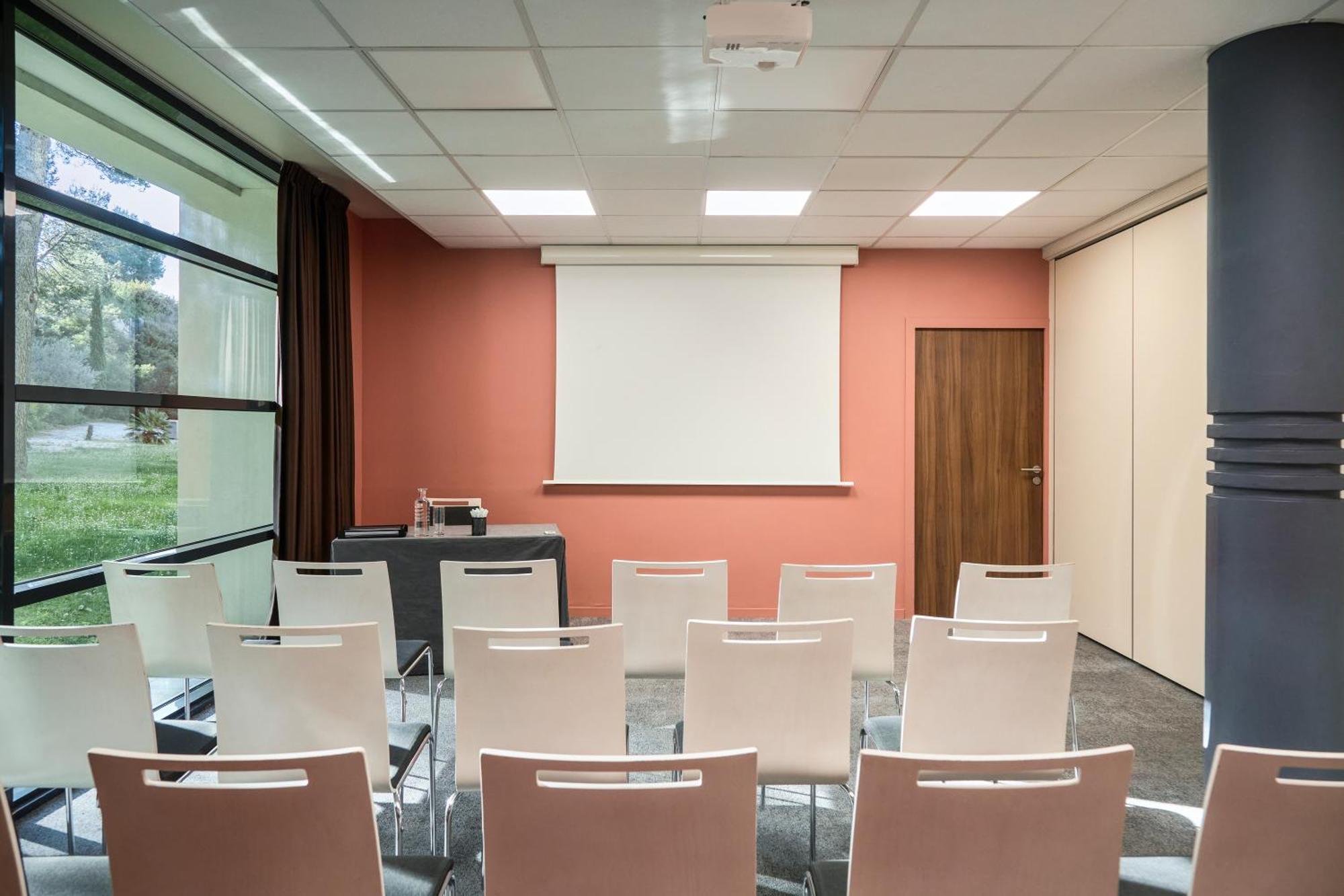 Mercure Aix-En-Provence La Duranne Gare Tgv Zewnętrze zdjęcie