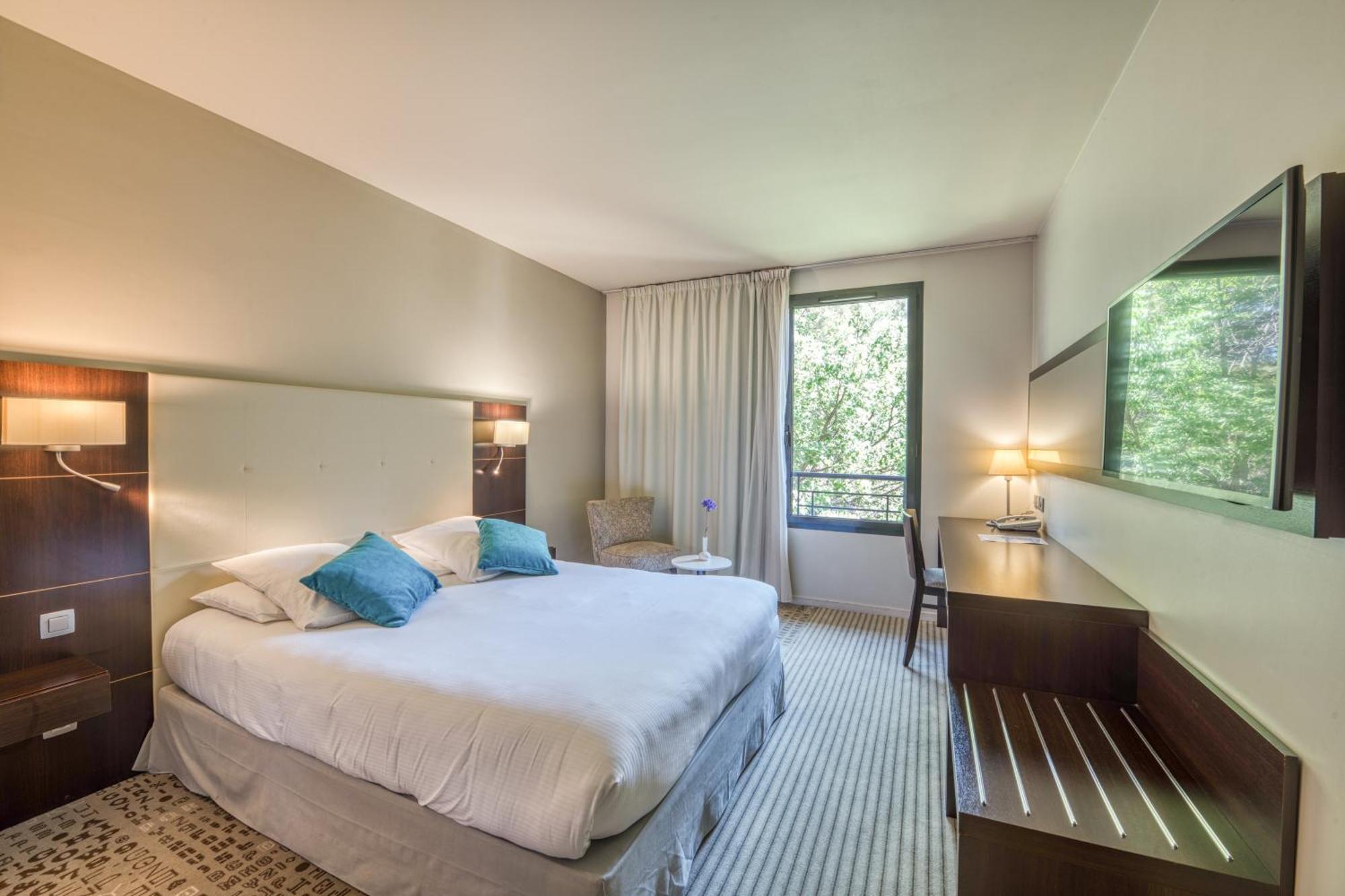 Mercure Aix-En-Provence La Duranne Gare Tgv Zewnętrze zdjęcie