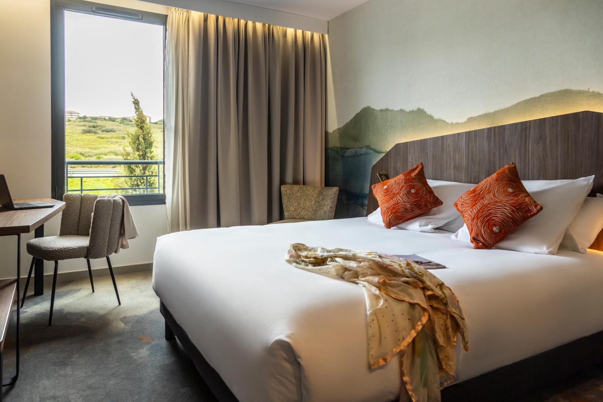 Mercure Aix-En-Provence La Duranne Gare Tgv Zewnętrze zdjęcie