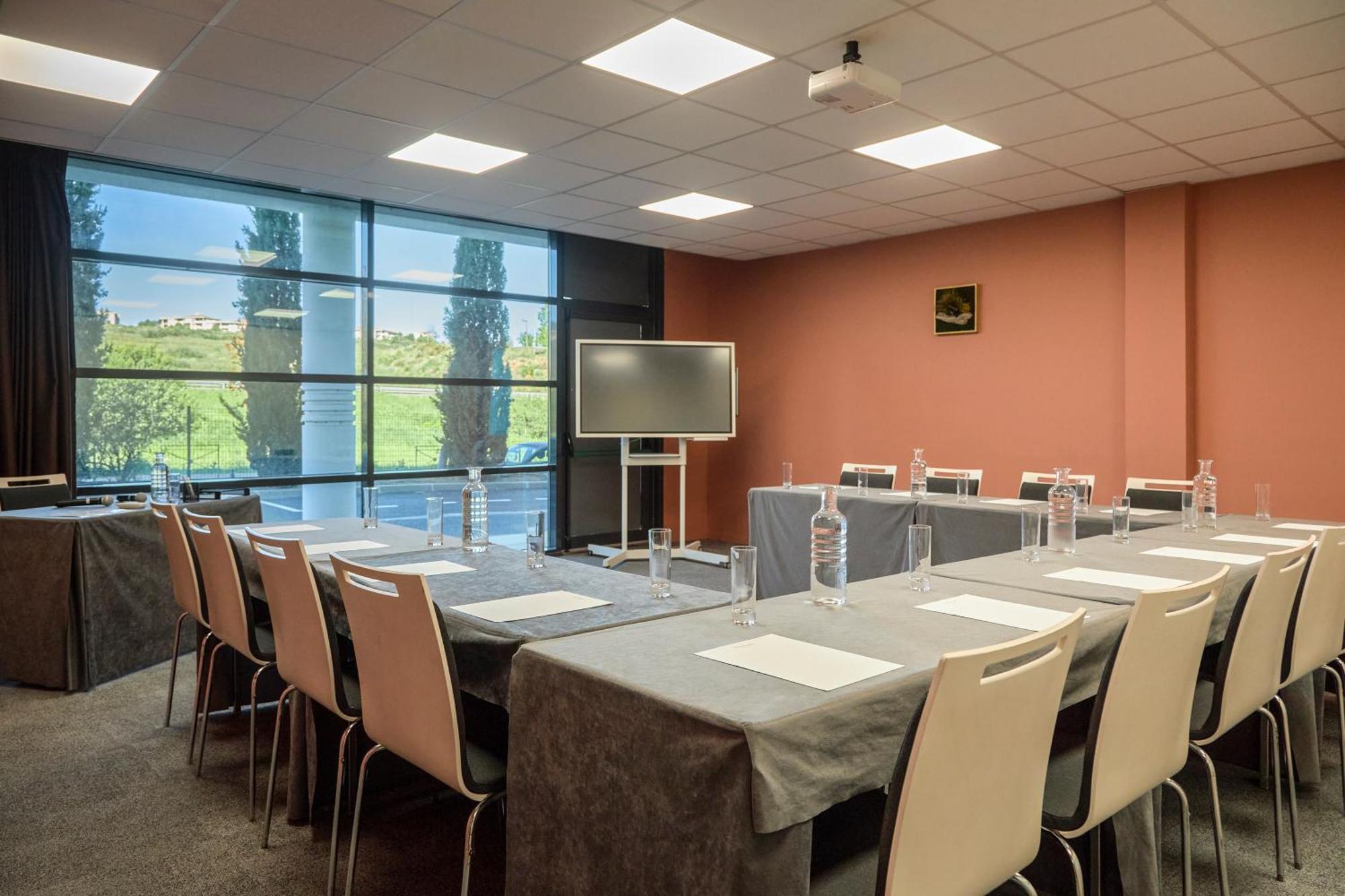 Mercure Aix-En-Provence La Duranne Gare Tgv Zewnętrze zdjęcie